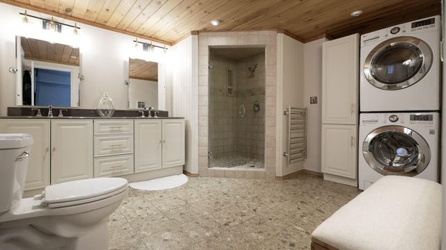 142 Algonquin Park Road, Plattsburgh, NY 12901