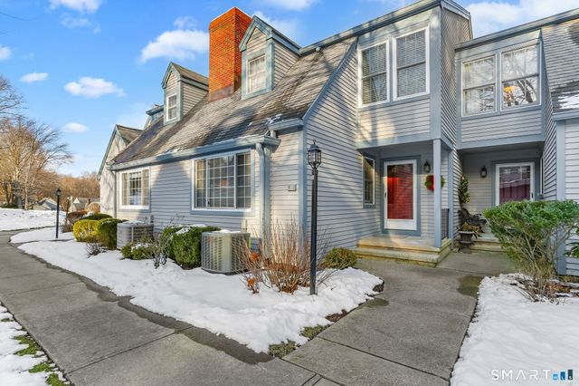 35 Balmaha Court 35, Fairfield, CT 06825