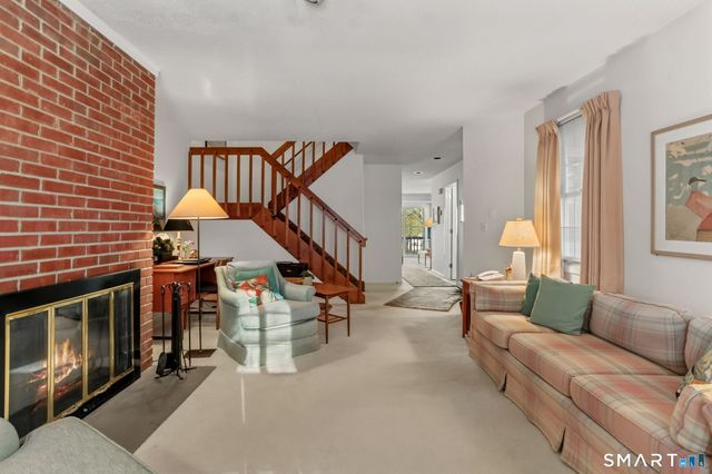 35 Balmaha Court 35, Fairfield, CT 06825