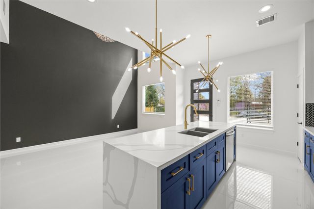 7710 Sharondale Drive A and B, Houston, TX 77033