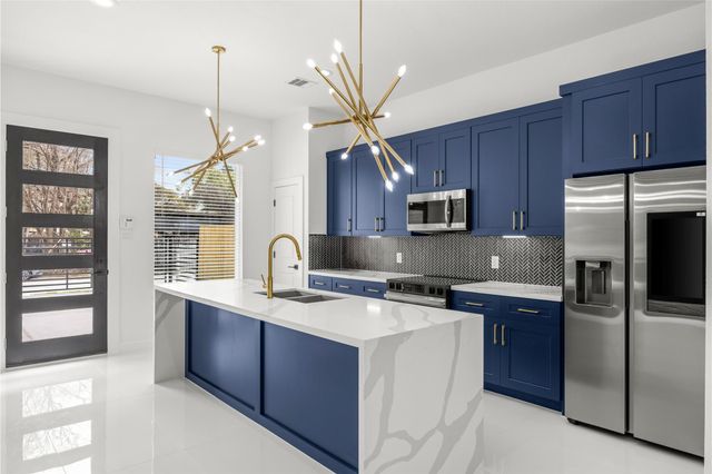 7710 Sharondale Drive A and B, Houston, TX 77033