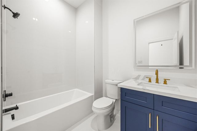 7710 Sharondale Drive A and B, Houston, TX 77033