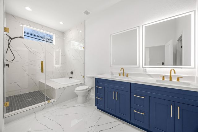 7710 Sharondale Drive A and B, Houston, TX 77033