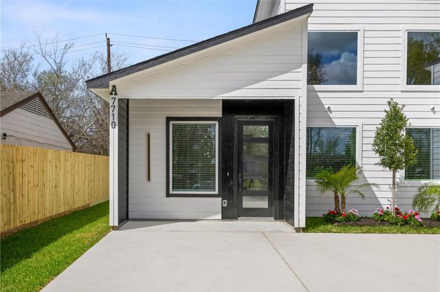 7710 Sharondale Drive A and B, Houston, TX 77033