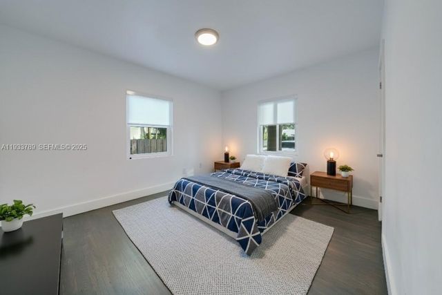 125 NW 88th St, El Portal, FL 33150