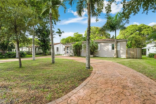 125 NW 88th St, El Portal, FL 33150