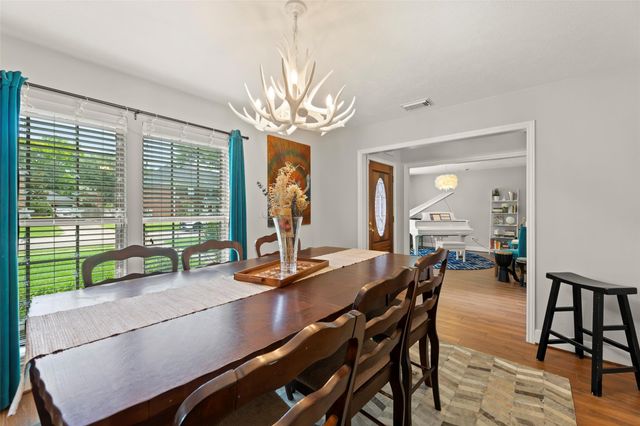 23 Dartmoor Street, Sugar Land, TX 77479