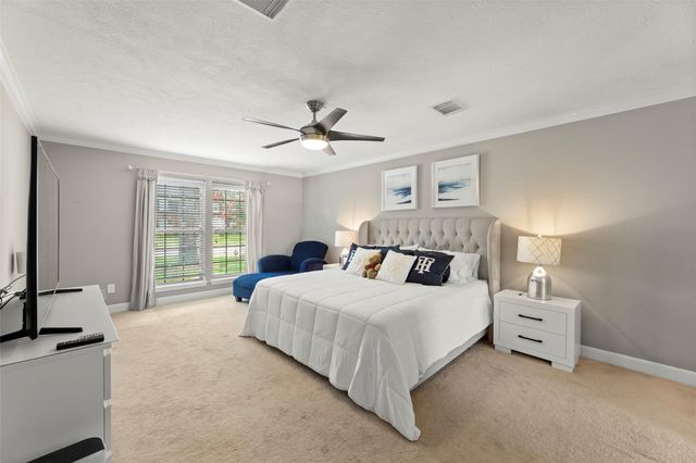 23 Dartmoor Street, Sugar Land, TX 77479