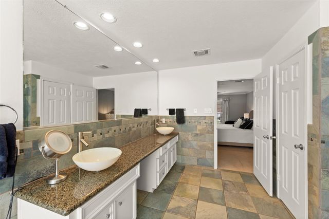 23 Dartmoor Street, Sugar Land, TX 77479