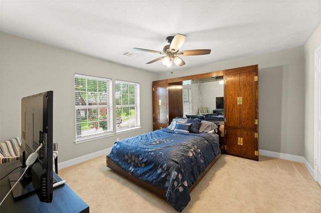 23 Dartmoor Street, Sugar Land, TX 77479