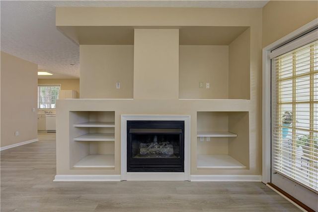 105 Windcroft Circle NW, Acworth, GA 30101