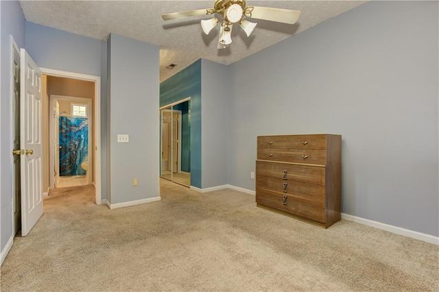 105 Windcroft Circle NW, Acworth, GA 30101