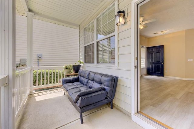 105 Windcroft Circle NW, Acworth, GA 30101