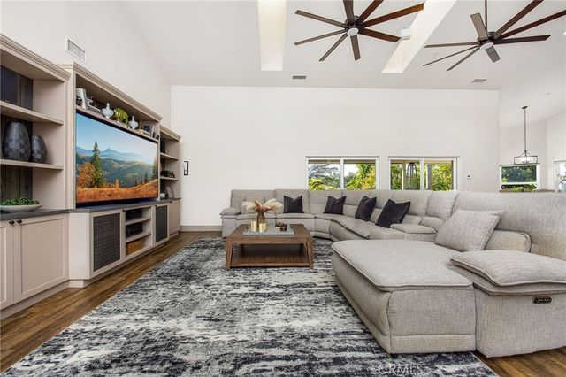 2771 Dos Lomas, Fallbrook, CA 92028