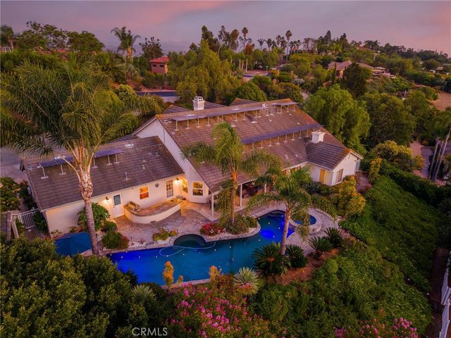 2771 Dos Lomas, Fallbrook, CA 92028