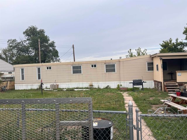 408 WILLIAMS ST, Cheyenne, WY 82007