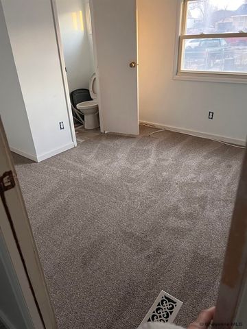 408 WILLIAMS ST, Cheyenne, WY 82007