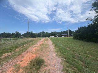 S Morgan Avenue, Blanchard, OK 73010