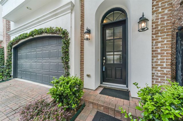 5715 Arabelle Lake Street, Houston, TX 77007