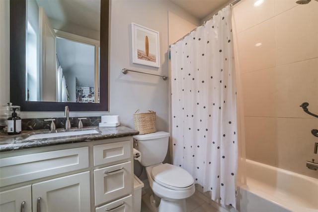 5715 Arabelle Lake Street, Houston, TX 77007
