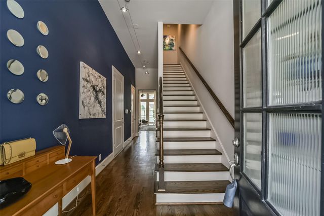 5715 Arabelle Lake Street, Houston, TX 77007