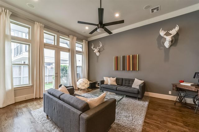 5715 Arabelle Lake Street, Houston, TX 77007