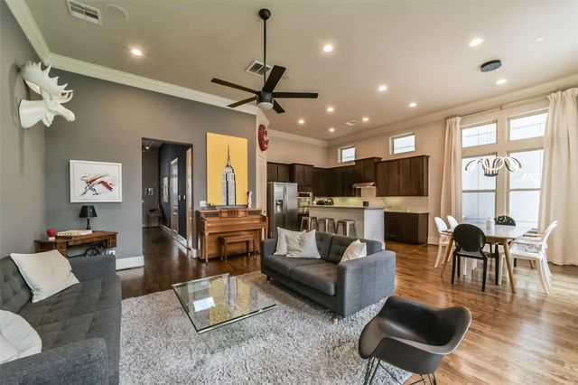 5715 Arabelle Lake Street, Houston, TX 77007