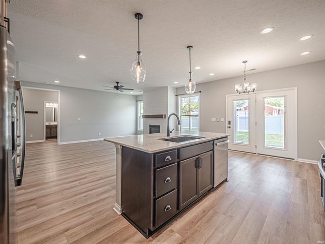 11401 Goshen Drive, Evansville, IN 47725