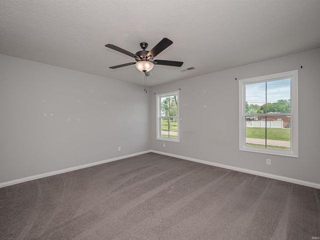 11401 Goshen Drive, Evansville, IN 47725
