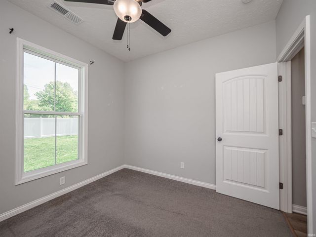 11401 Goshen Drive, Evansville, IN 47725