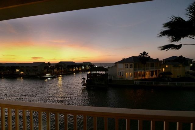 2290 N Fulton Beach 315, Rockport, TX 78382