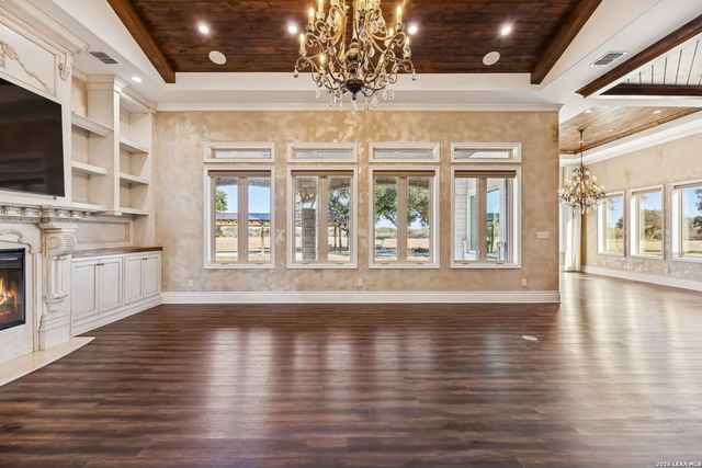 3128 Old St Marys Rd, Beeville, TX 78102