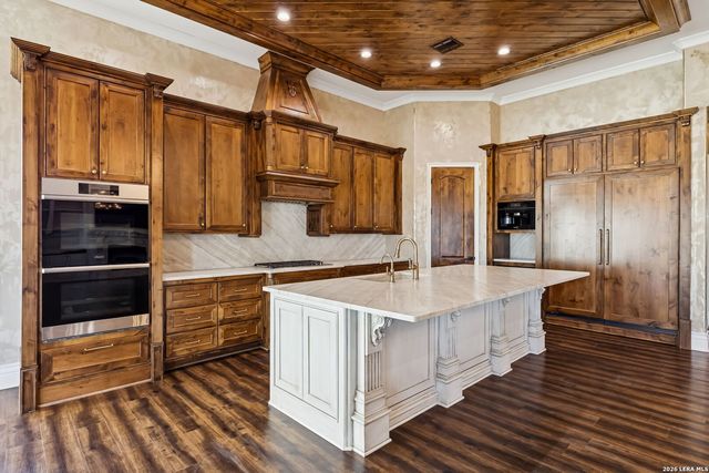 3128 Old St Marys Rd, Beeville, TX 78102