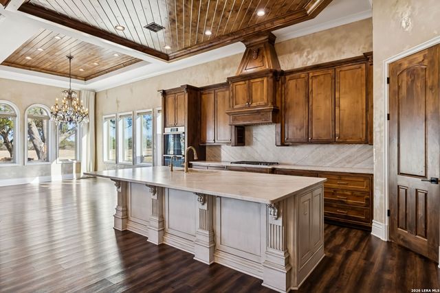 3128 Old St Marys Rd, Beeville, TX 78102