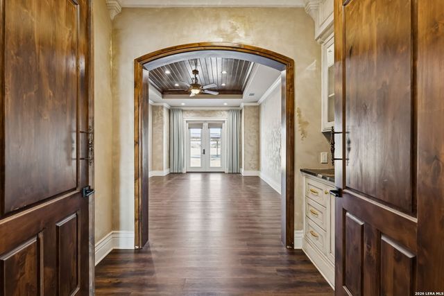 3128 Old St Marys Rd, Beeville, TX 78102