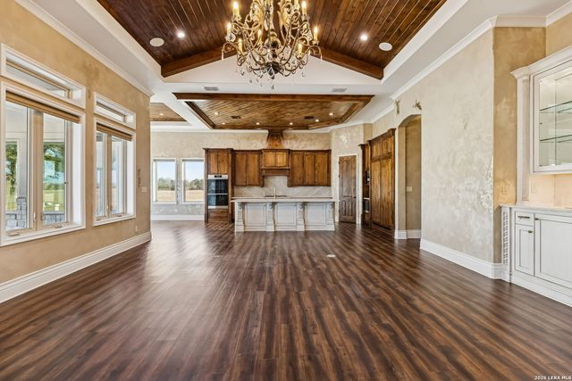 3128 Old St Marys Rd, Beeville, TX 78102