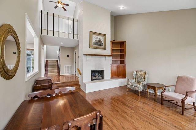 2429 Boston Branch Circle, Signal Mountain, TN 37377