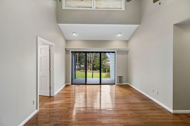 2429 Boston Branch Circle, Signal Mountain, TN 37377