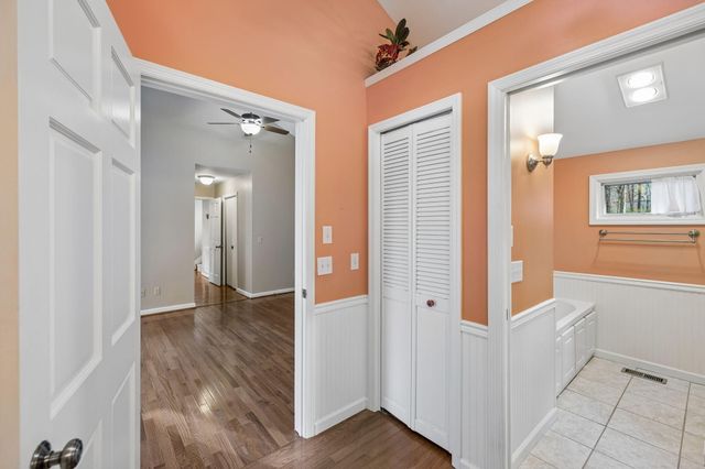 2429 Boston Branch Circle, Signal Mountain, TN 37377