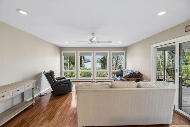 2429 Boston Branch Circle, Signal Mountain, TN 37377