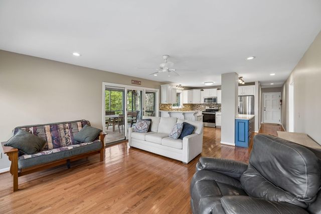 2429 Boston Branch Circle, Signal Mountain, TN 37377