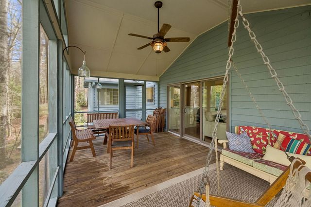 2429 Boston Branch Circle, Signal Mountain, TN 37377