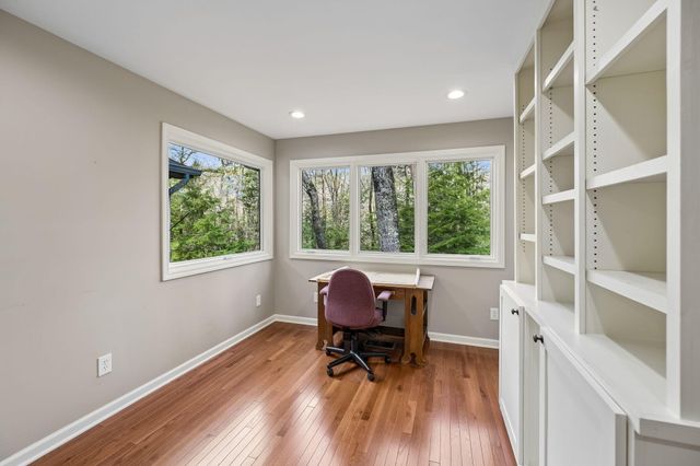 2429 Boston Branch Circle, Signal Mountain, TN 37377