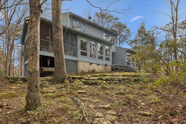 2429 Boston Branch Circle, Signal Mountain, TN 37377