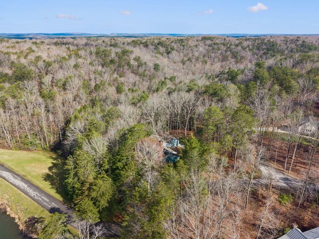 2429 Boston Branch Circle, Signal Mountain, TN 37377