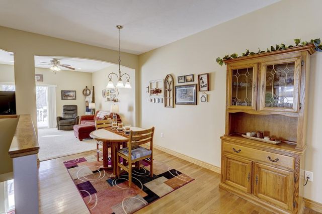 315 Creekside Court, Watertown, WI 53098