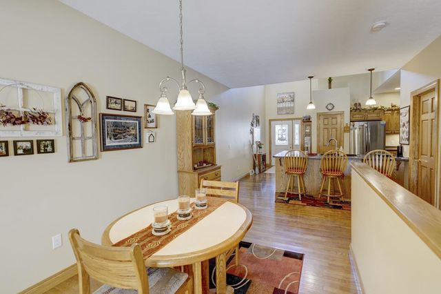 315 Creekside Court, Watertown, WI 53098