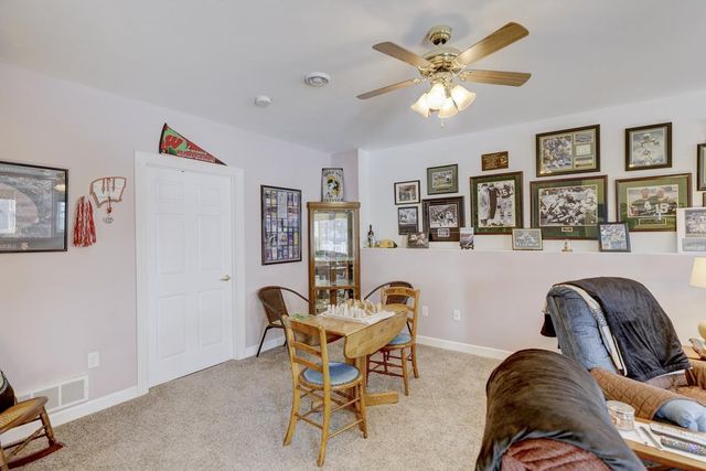 315 Creekside Court, Watertown, WI 53098