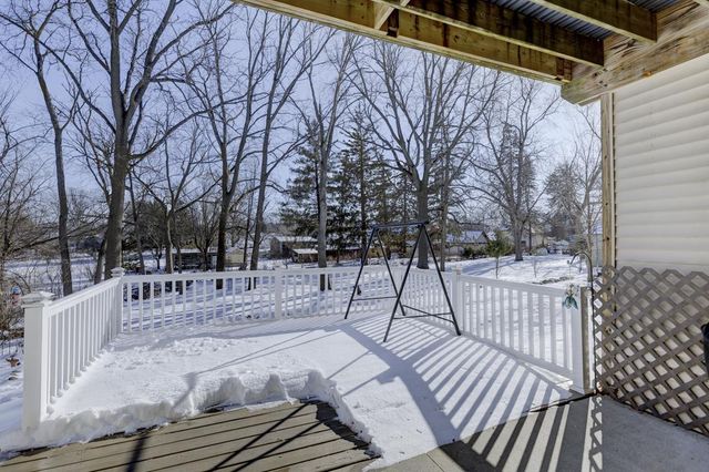 315 Creekside Court, Watertown, WI 53098