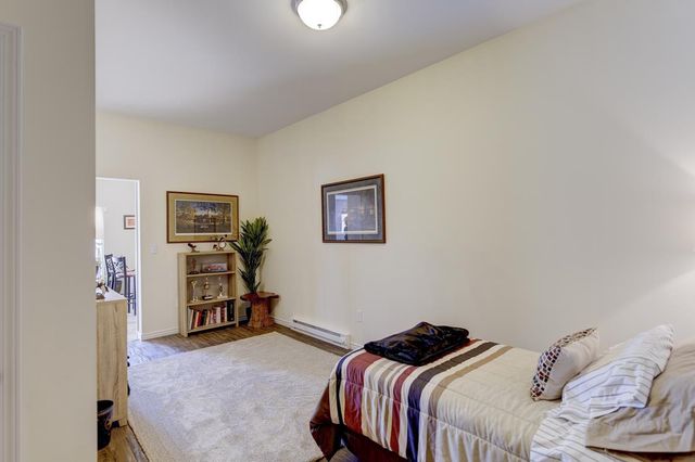 315 Creekside Court, Watertown, WI 53098